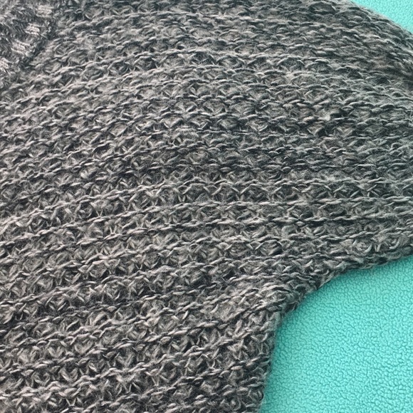 Black white and gray knit short sleeve sweater - Picture 2 of 2